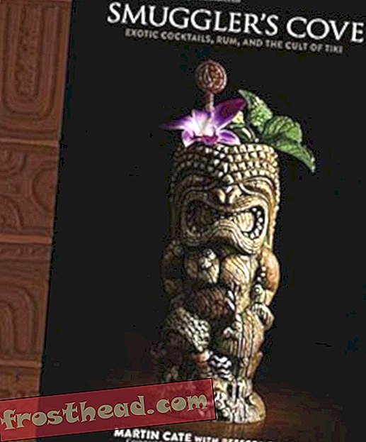 Preview thumbnail for 'Smuggler's Cove: Exotic Cocktails, Rum, and the Cult of Tiki