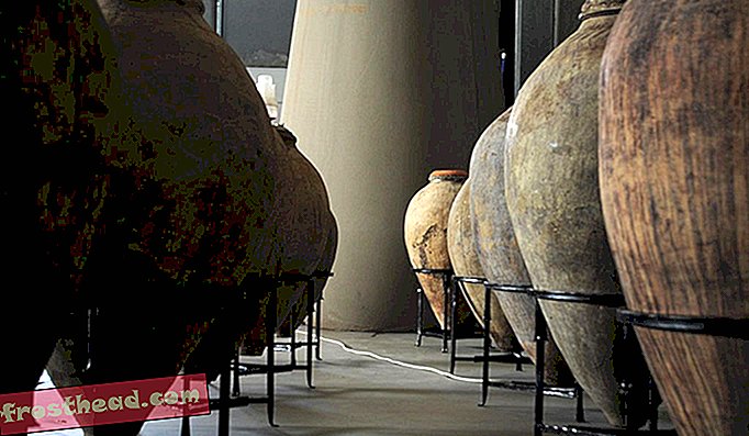 artikler, kunst og kultur, mat, reise, Stillehavet i Asia - Kan gamle teknikker gjøre moderne vin bedre?