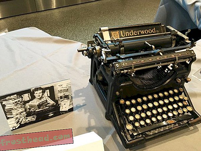 Underwood psací stroj
