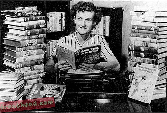 artikel, seni & budaya, buku, sejarah - Penulis Pengembara yang Dibawa Nancy Drew To Life