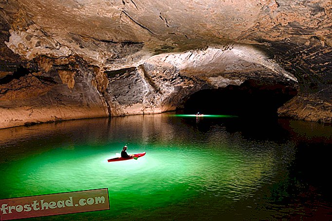 articles, arts & culture, voyages, asie pacifique - Photos d'un autre monde depuis l'une des plus grandes caves fluviales du monde