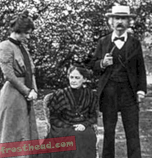 Mark Twain con su esposa, Olivia, y su hija, Clara