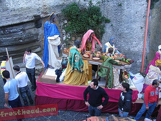 The Mysteries of the Dead Christ procession