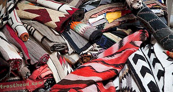 articles, blogs, sur la route, voyage, voyageur culturel - Où trouver un grand tapis et une aide à la culture navajo