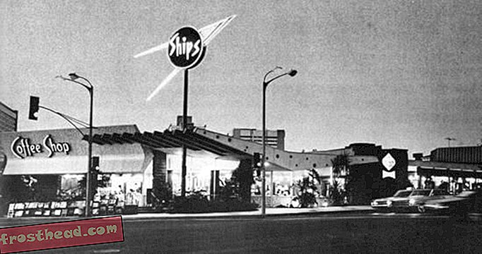 Barco en Wilshire Boulevard en Los Ángeles (1958)