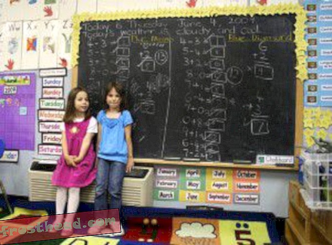 Učitelji u osnovnoj školi prenose djevojke iz matematike