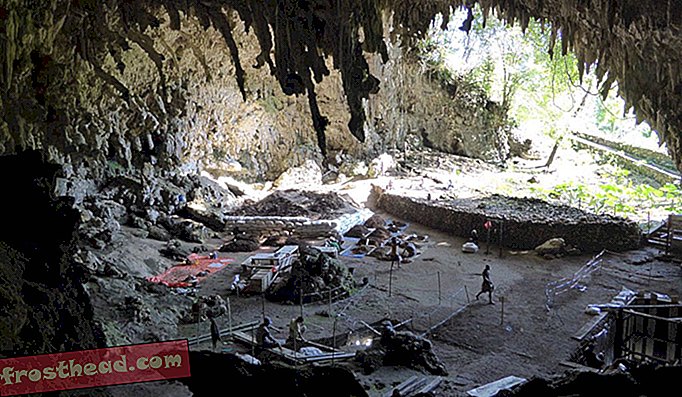 Las excavaciones en la cueva de Liang Bua todavía están en curso y podrían dar más pistas sobre los orígenes de los Flores Hobbits.