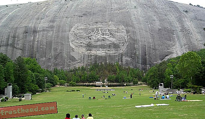 Dziś Stone Mountain Park każdego roku wita miliony ludzi, którzy mogą wędrować po górach lub odwiedzić atrakcje parku.