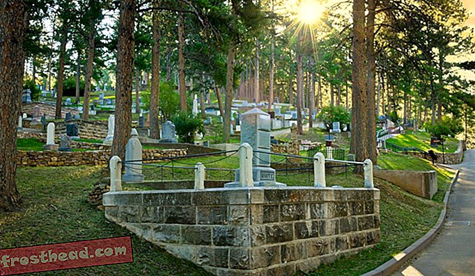 artiklid, ajalugu, meie ajalugu, reisimine - Vaadake Reaalset surnuaia