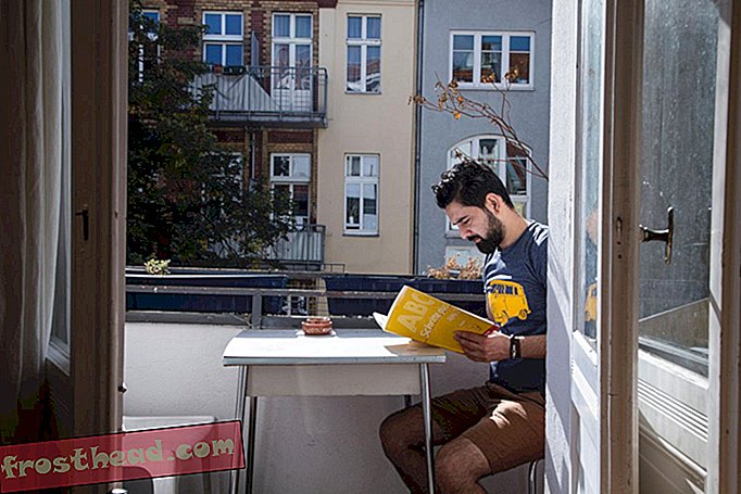 Salar, u svom stanu u Berlinu