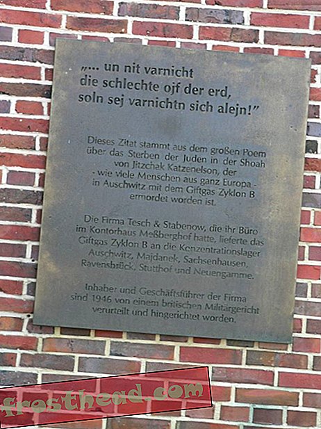 Tablica pamiątkowa w Messberghof