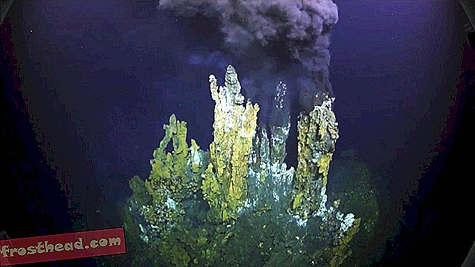 Cientistas exploram respiradouros hidrotermais de tirar o fôlego em realidade virtual