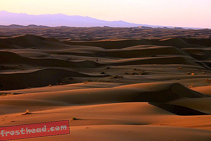 Világítás az iráni sivatagokban