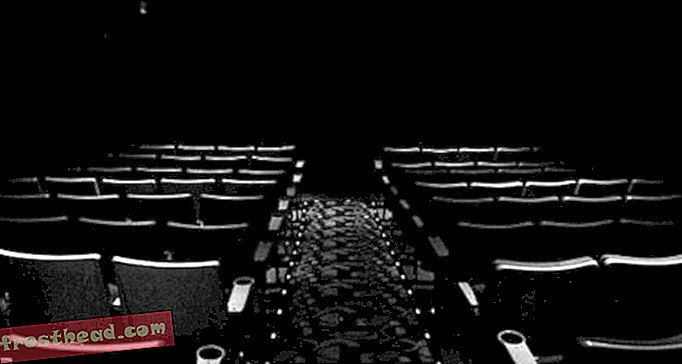 Kateri sedež bi morali izbrati v kinu?