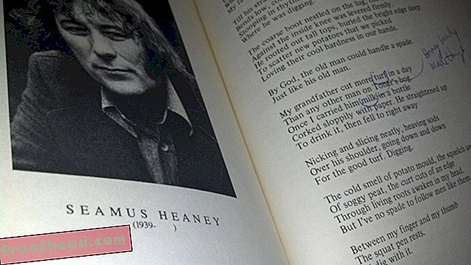 Прочетете последната известна, по-рано непубликувана поема на Seamus Heaney