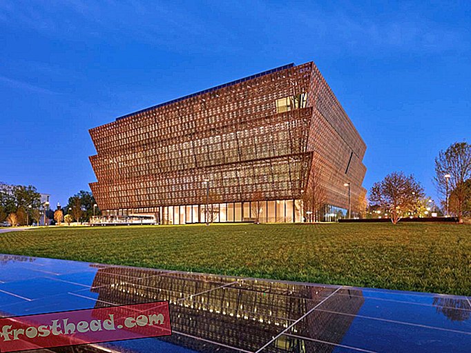 Афроамериканският исторически музей на Смитсониън публикува изявление за мемориалите в Шарлотсвил и Конфедерация