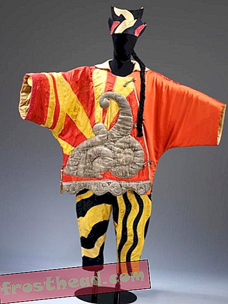 パレード出身の中国の魔術師のためのパブロ・ピカソの衣装、c。 1917