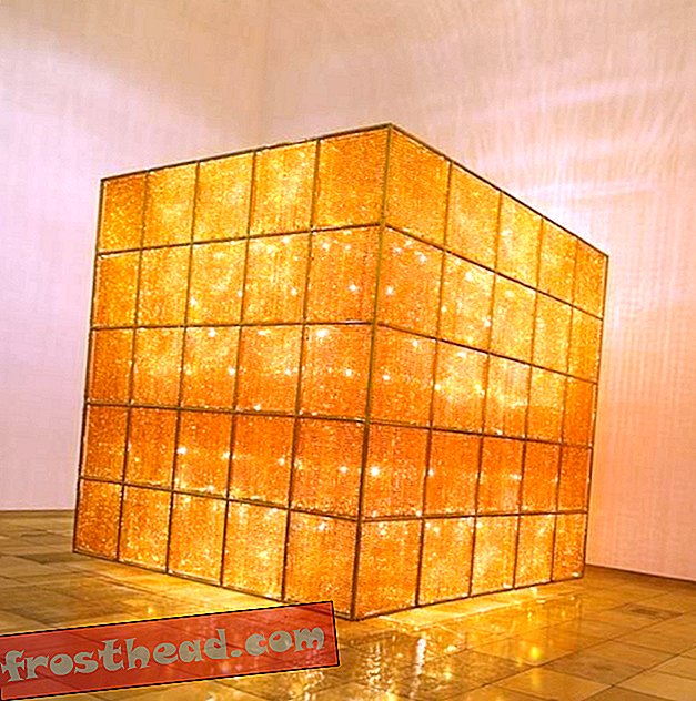 Cube Light, 2008.
