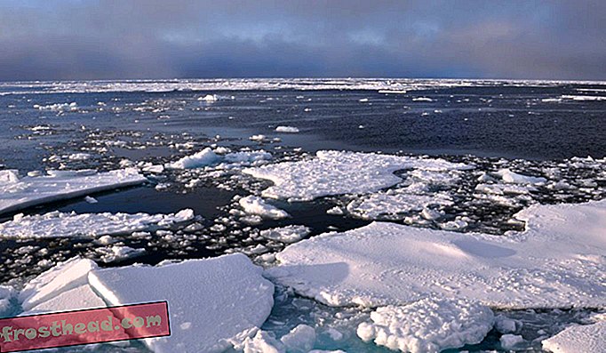 Докато арктическият морски лед се топи, нови морски пътища свързват Атлантическия и Северния Тихи океан за първи път от два милиона години.