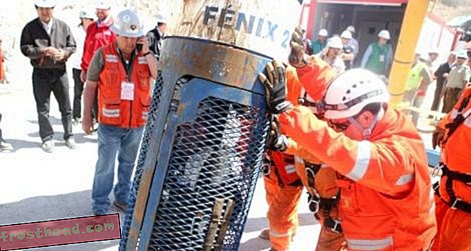 Капсулата на фенекс на чилийските миньори: сега е на показ в "срещу всички коефициенти"