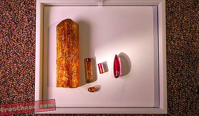 Crvenkast nijansa koja se primjećuje na mnogim Ouro Preto topazama rezultat je atoma metalnog kroma koji prodire u kristalne strukture minerala.