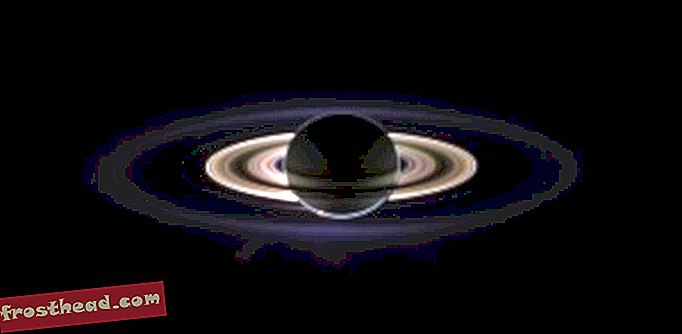 Saucy Saturn näitab välja õhu- ja kosmosemuuseumis