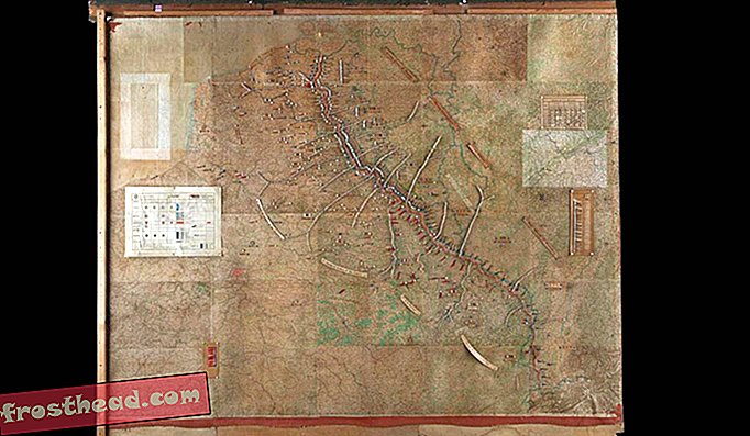 Karta generala Pershinga s pinovima koji označavaju pokrete trupa prikazuje bojište u vrijeme primirja.