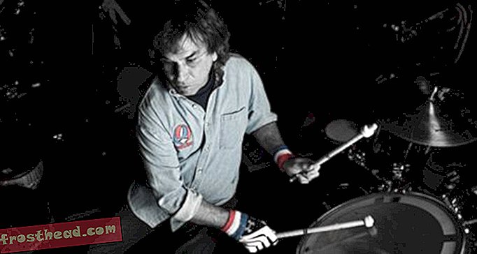 De Mickey Hart-collectie in Rhythm with the World
