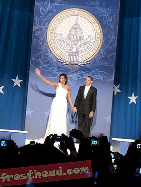 άρθρα, στο smithsonian, blogs, γύρω από το εμπορικό κέντρο - Επίσημο Word Smithsonian για την εναρκτήρια φόρεμα του Michelle Obama