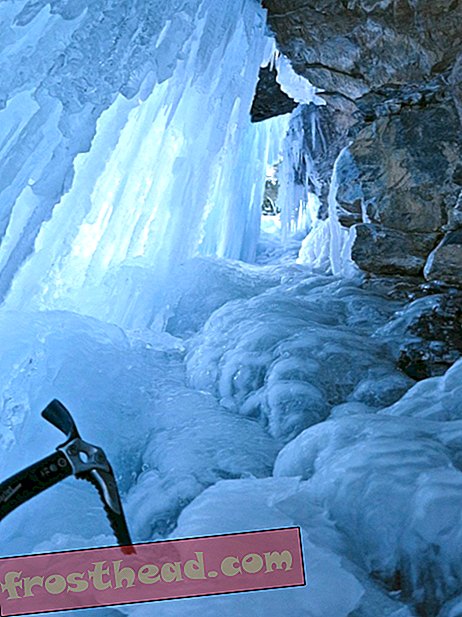 Horolezec na led