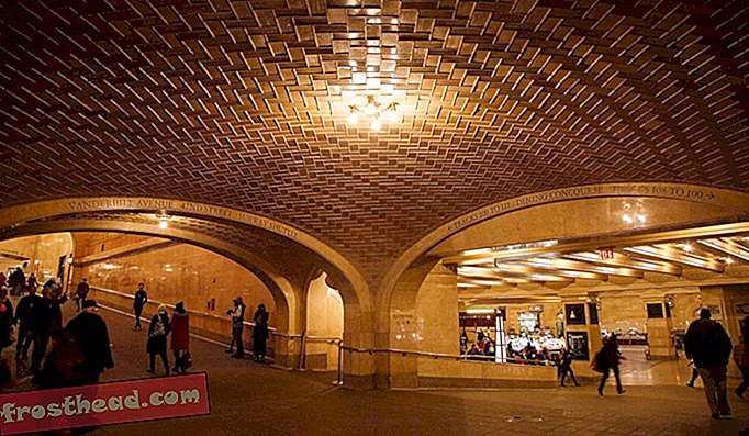 Šepetajoča galerija Grand Central Terminal v New Yorku