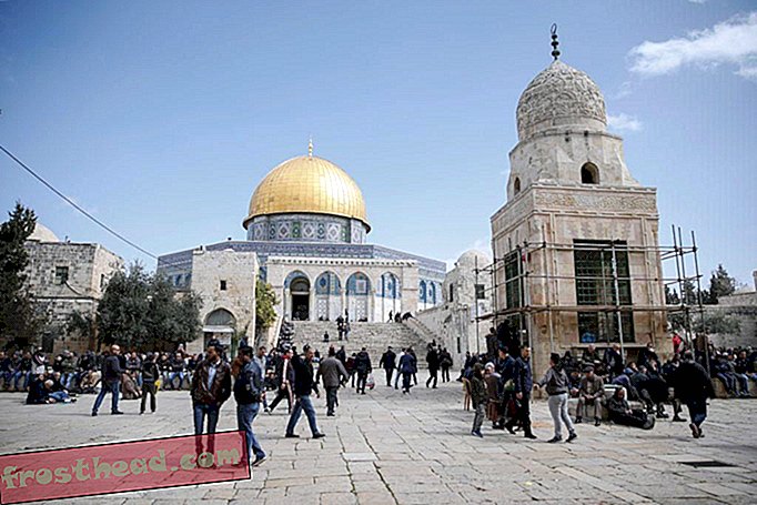 noticias inteligentes, noticias inteligentes arte y cultura, noticias inteligentes historia y arqu - Se incendió un pequeño incendio en la mezquita Al-Aqsa de Jerusalén mientras las llamas devastaban Notre-Dame