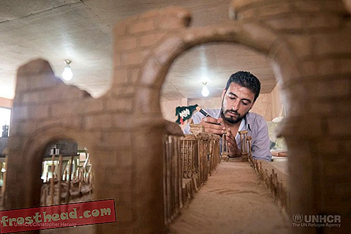 Uchodźcy z Syrii odtwarzają zniszczone zabytki w miniaturze