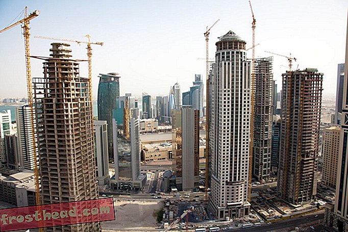 Smart News, Smart News Kunst & Kultur - Mehr als 900 Arbeiter sind bereits gestorben, um Katars WM-Infrastruktur aufzubauen