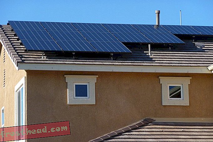 בעיירה אחת בקליפורניה, בתים חדשים חייבים להגיע עם אנרגיה סולארית