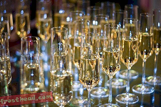 Sådan undgås du at blive svindlet på nytårsaften Champagne
