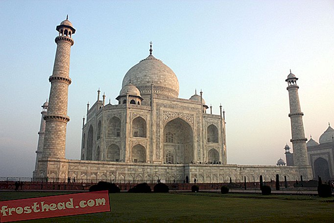 Индија до највише посетилаца Тај Махала