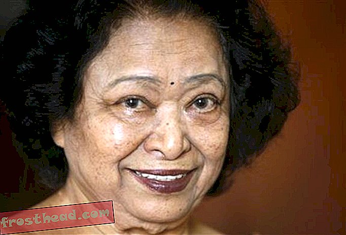 Shakuntala Devi, Produtora de Matemática, "O Computador Humano", morre aos 83 anos