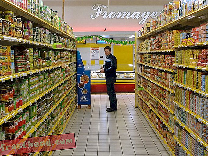 Francoska vlada načrtuje natančne prodajalne živil, ki mečejo hrano