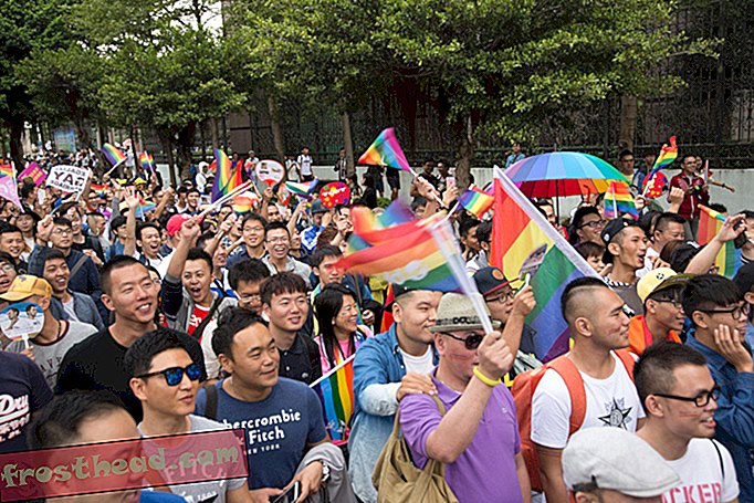 Taiwan laillistaa saman sukupuolen avioliitot - ensimmäinen Aasialle