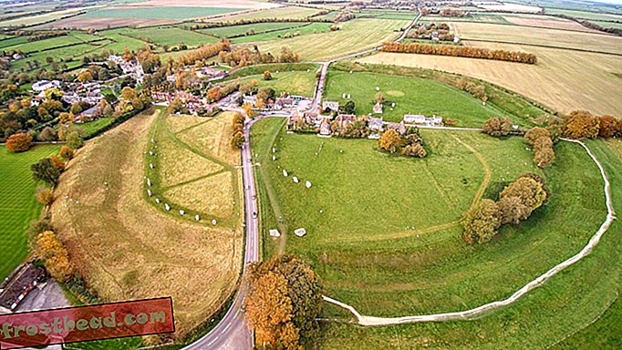 Kamniti krogi v Aveburyju lahko obkrožijo hišo neolitika "En odstotek"