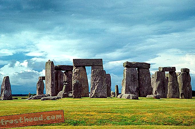pametne vijesti, pametna povijest vijesti i arheologija, pametne vijesti, pametna putovanja vijest - Jesu li Stonehengeovi graditelji koristili Lard da bi premjestili svoje gromade na mjesto?