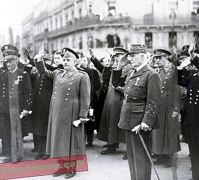 Η Γαλλία κάνει δημόσια χιλιάδες έγγραφα Vichy-Era