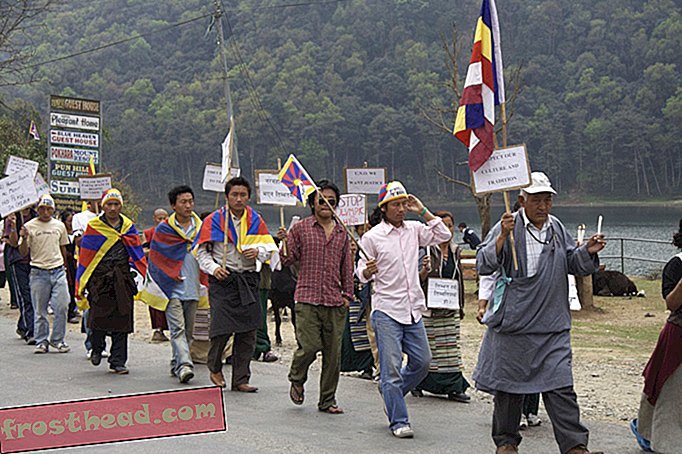 nutikad uudised, nutikad uudiste ideed ja uuendused - Kord aastas saabus Nepali 2000 tiibeti pagulast;  Nüüd on vähem kui 200. Miks?