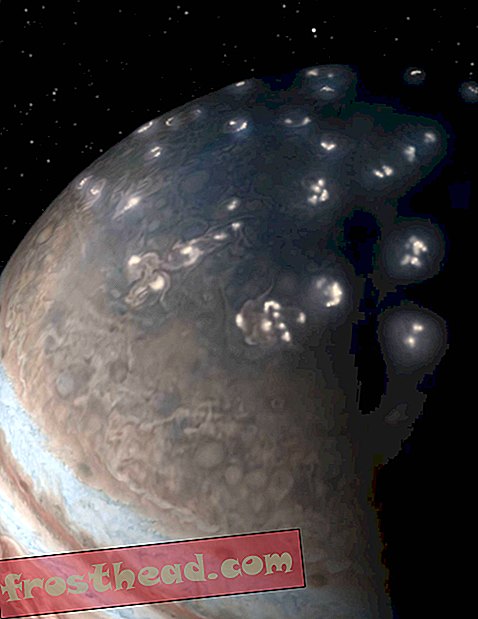 El rayo de Júpiter es más parecido a la Tierra de lo que pensábamos