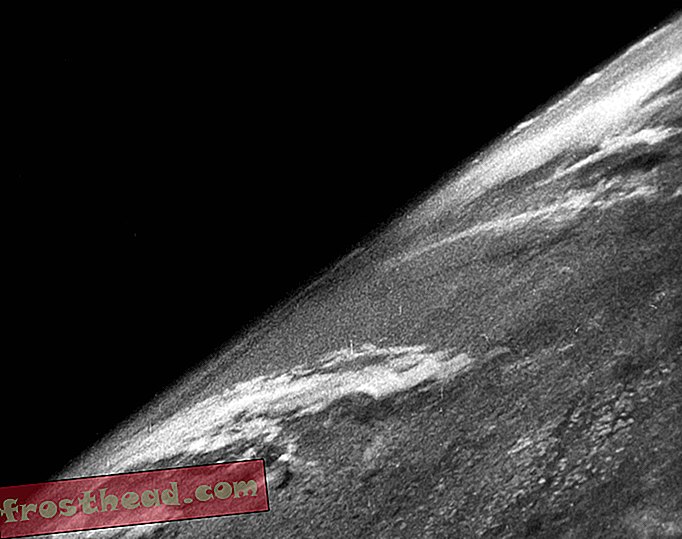 inteligentne wiadomości, inteligentne wiadomości naukowe - Amerykańscy naukowcy zrobili pierwsze zdjęcie Ziemi z kosmosu za pomocą rakiet nazistowskich