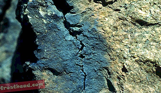 スマートニュース、スマートニュースサイエンス - 落雷は岩の原子構造を変えることができる