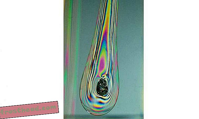 Nouvelles intelligentes, science de l'information intelligente - Le mystère vieux de 400 ans de ces gouttes de verre qui brisent les balles pourrait enfin être résolu