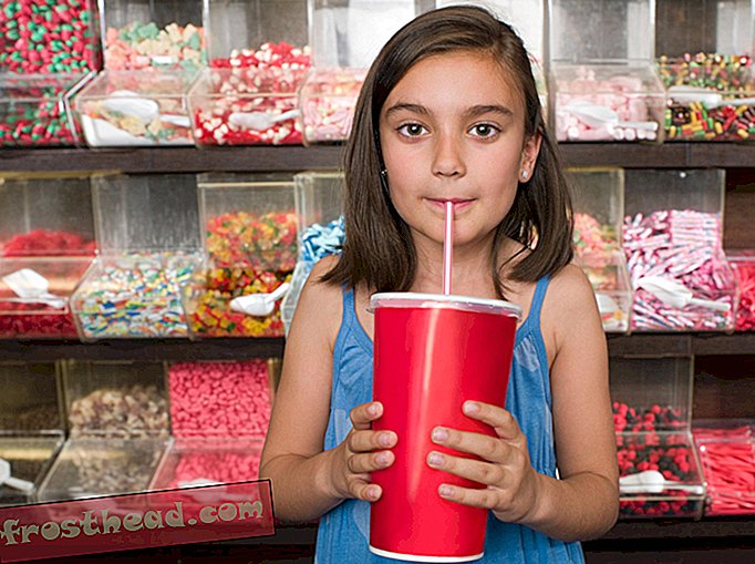 Η ζάχαρη προκαλεί τα κορίτσια να πάρουν τις περιόδους τους νωρίτερα