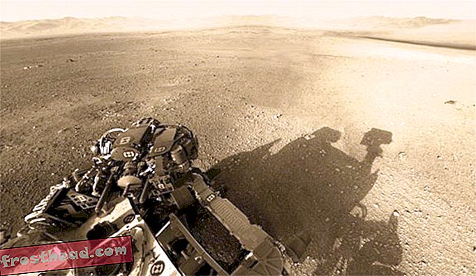 Klikněte kolem tohoto panoramatického panoramatu Marsu s vysokým rozlišením
